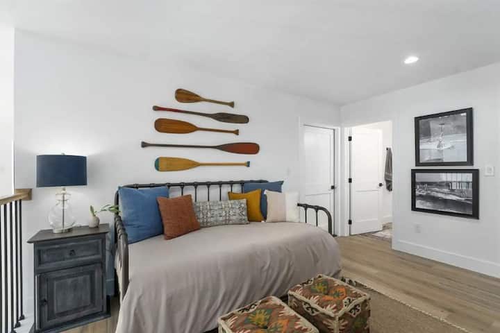 Doživite moderan stil života u potkrovlju. 