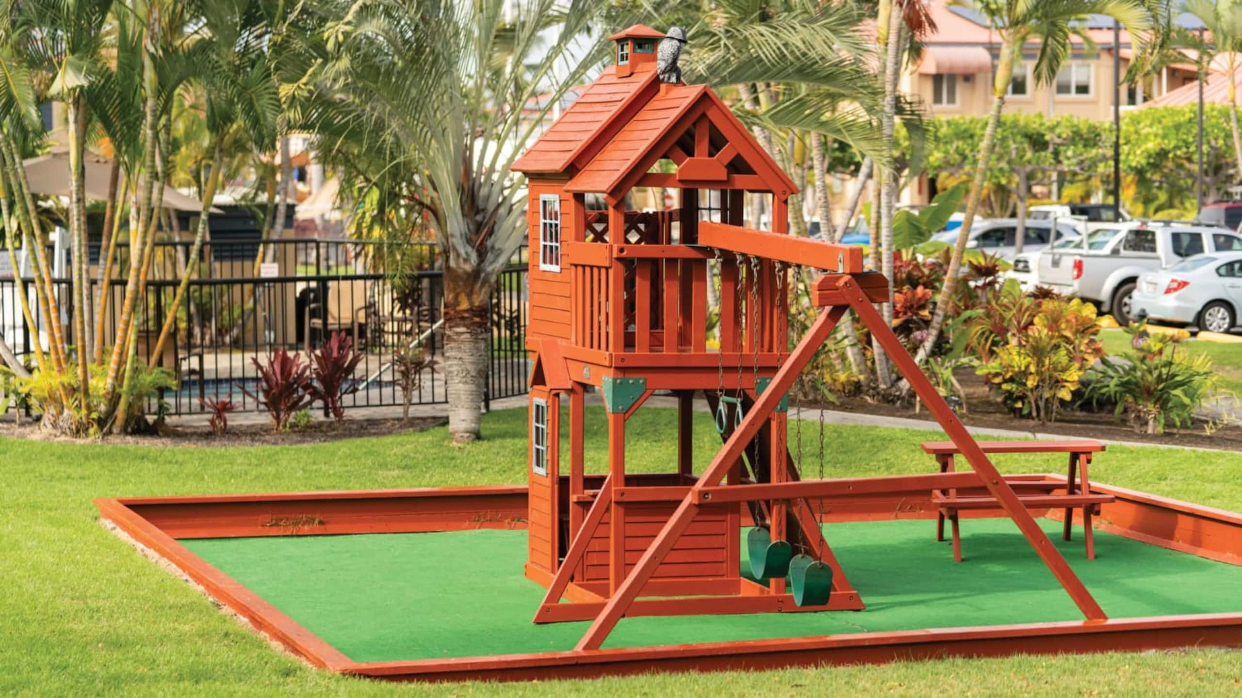 Resort in Kailua-Kona · ★4.88 · 2 bedrooms · 4 beds · 1 private bath - Image 15