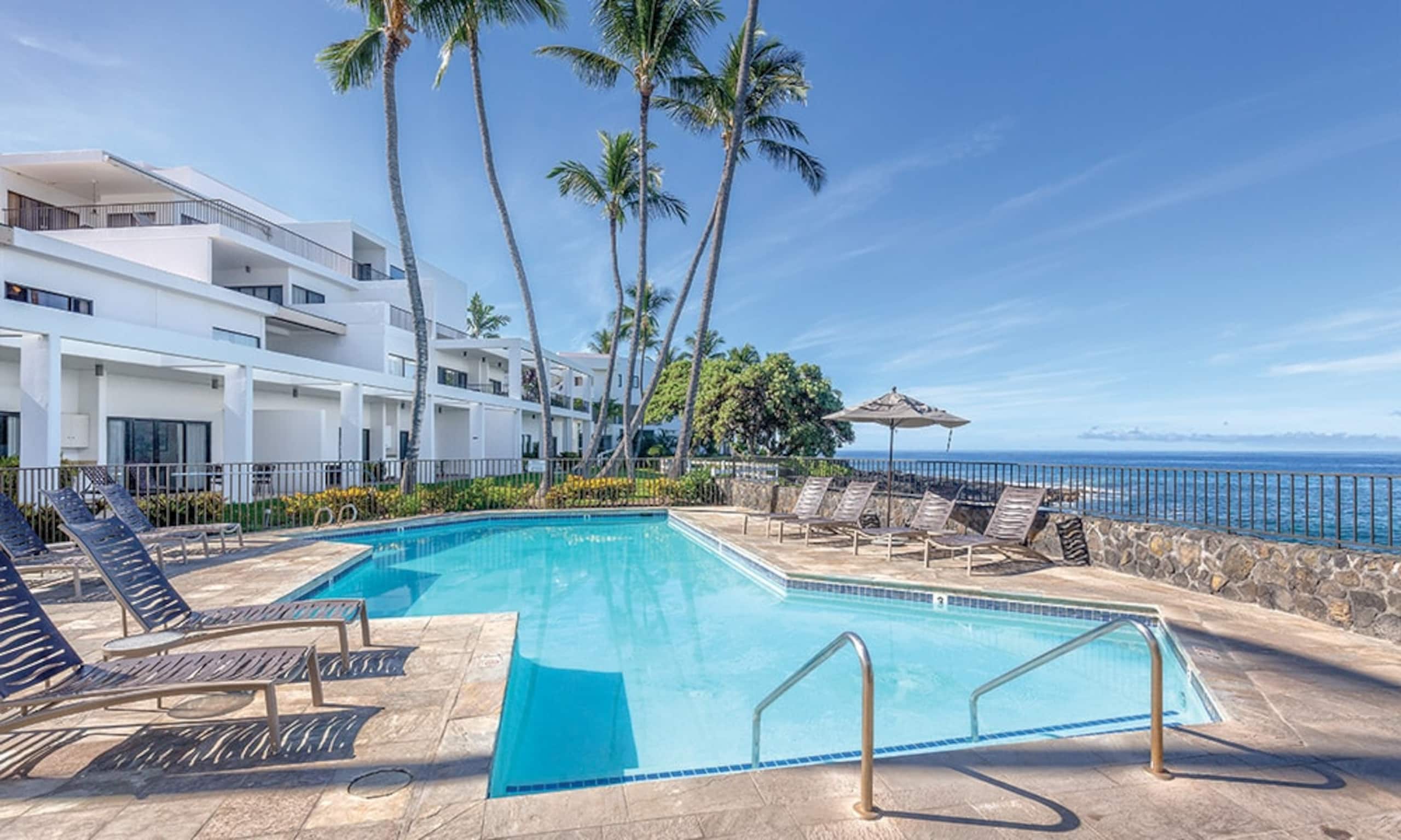 Resort in Kailua-Kona · ★4.8 · 2 bedrooms · 3 beds · 2 private baths - Image 17