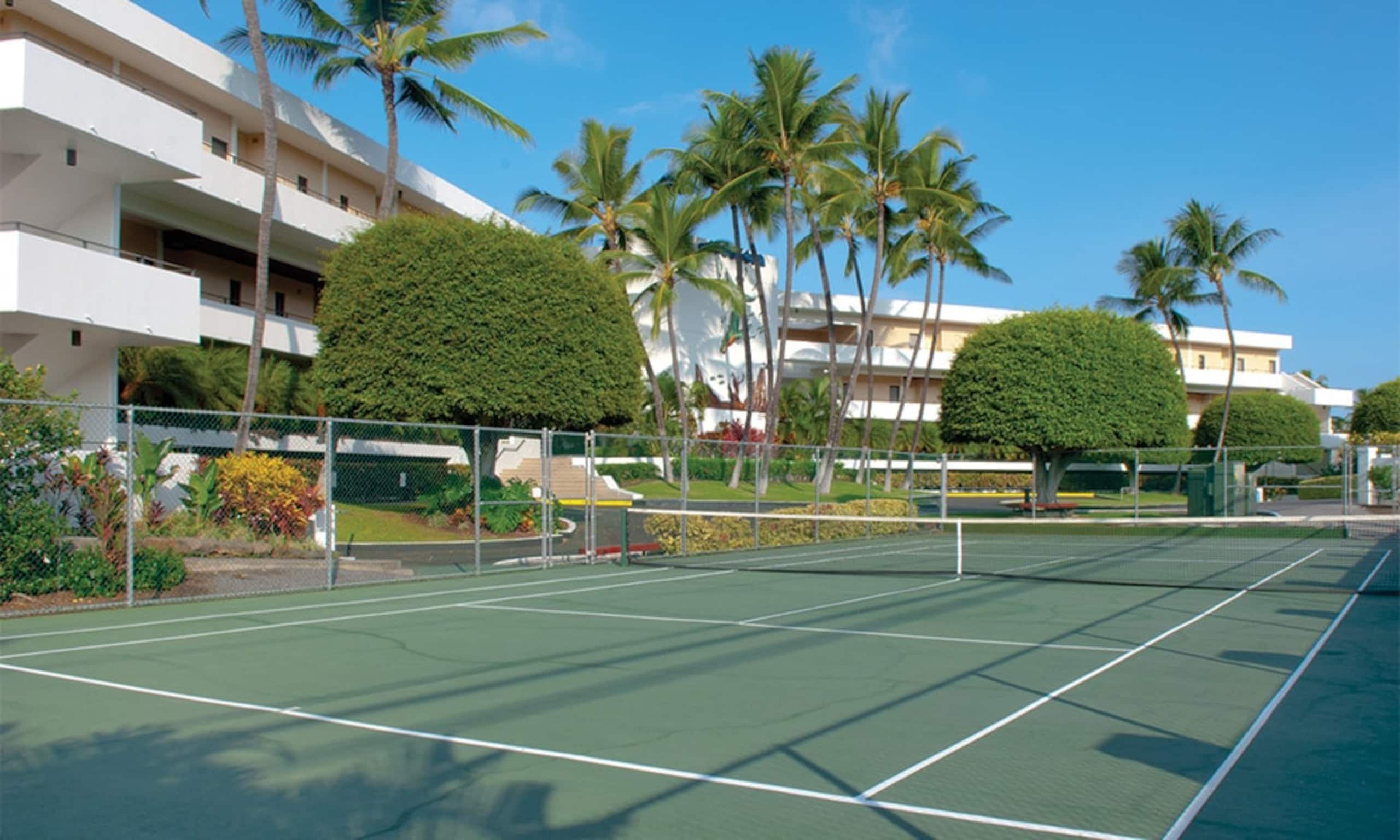Resort in Kailua-Kona · ★4.5 · 2 bedrooms · 3 beds · 2 private baths - Image 22