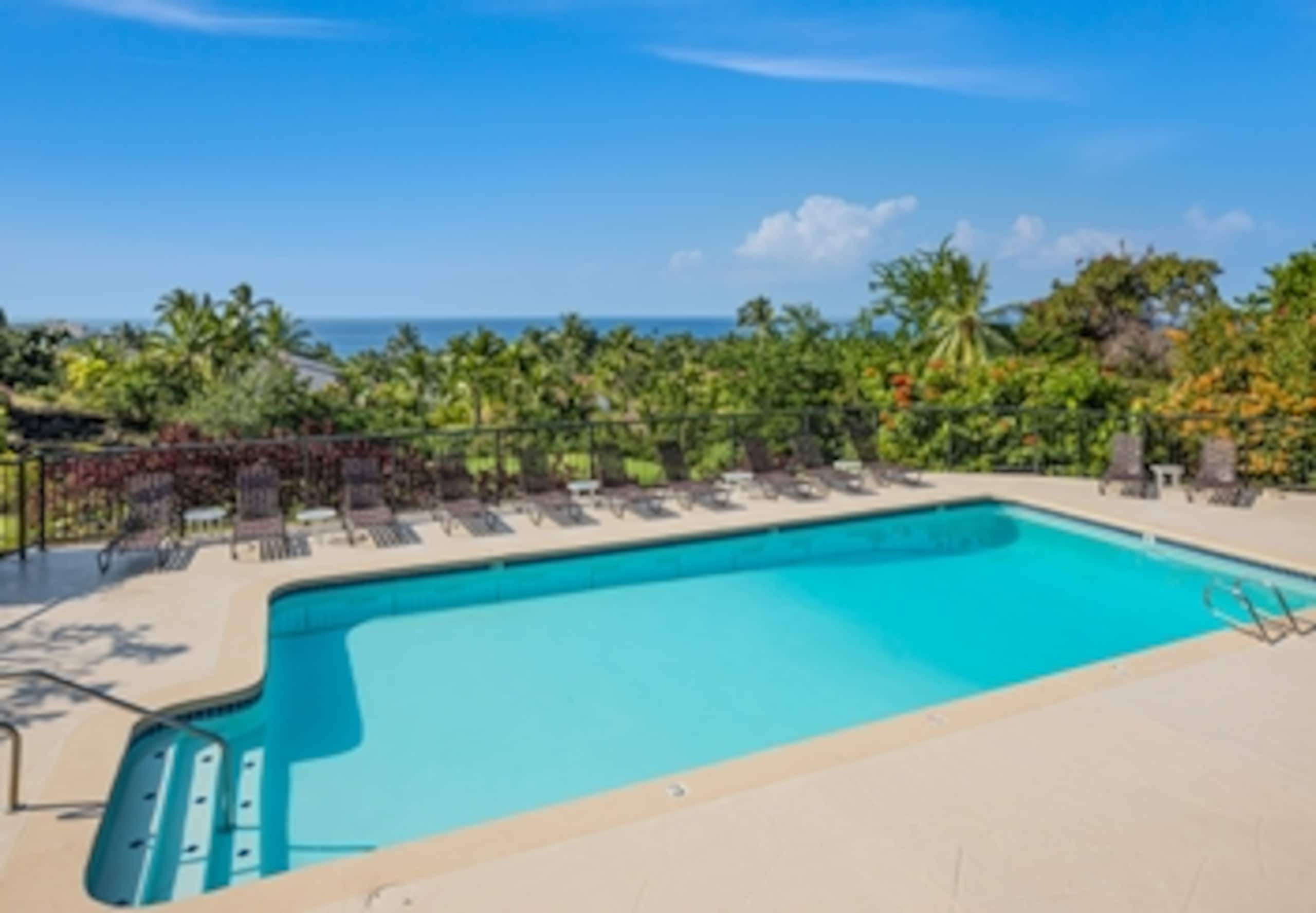Condo in Kailua-Kona · ★5.0 · 2 bedrooms · 2 beds · 2 private baths - Image 25
