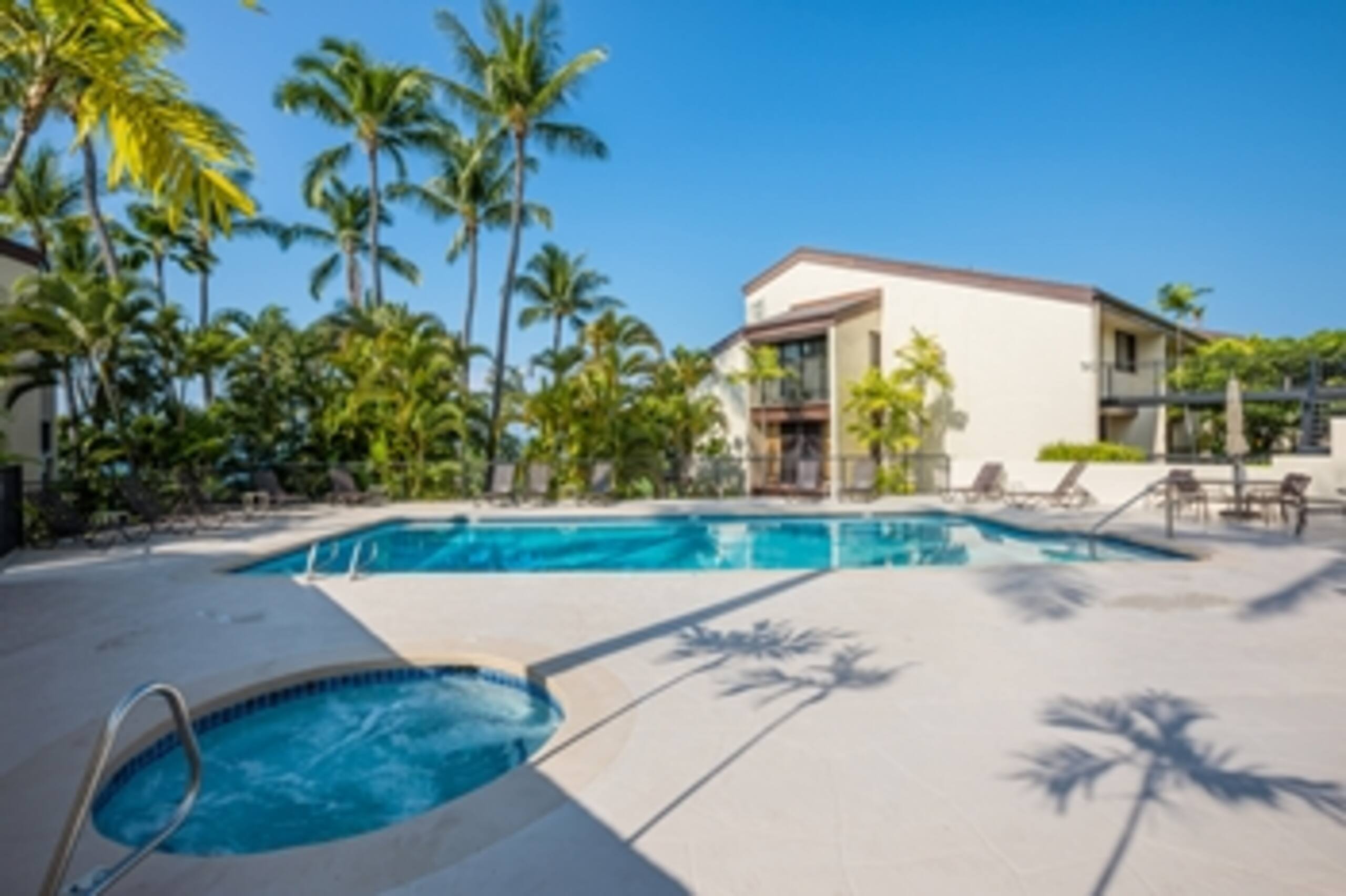 Condo in Kailua-Kona · ★5.0 · 2 bedrooms · 2 beds · 2 private baths - Image 23