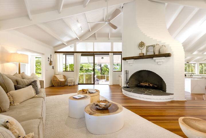 *NEW* Three Meadows House & Function Space gallery image 4