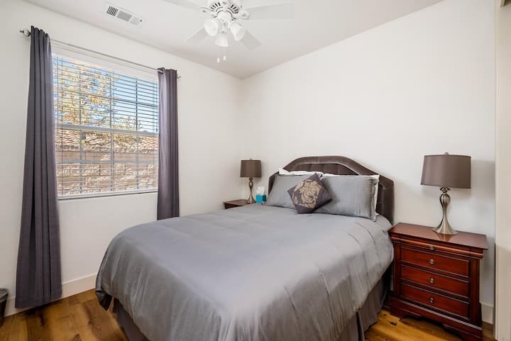 Quatrième chambre avec lit Queen Size