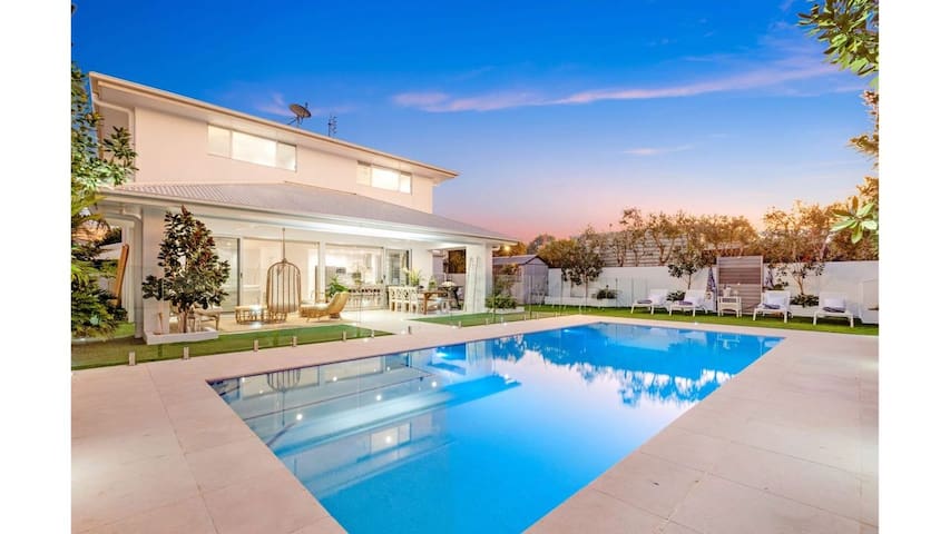 Anchors @ Shipstern – Hamptons inspired home