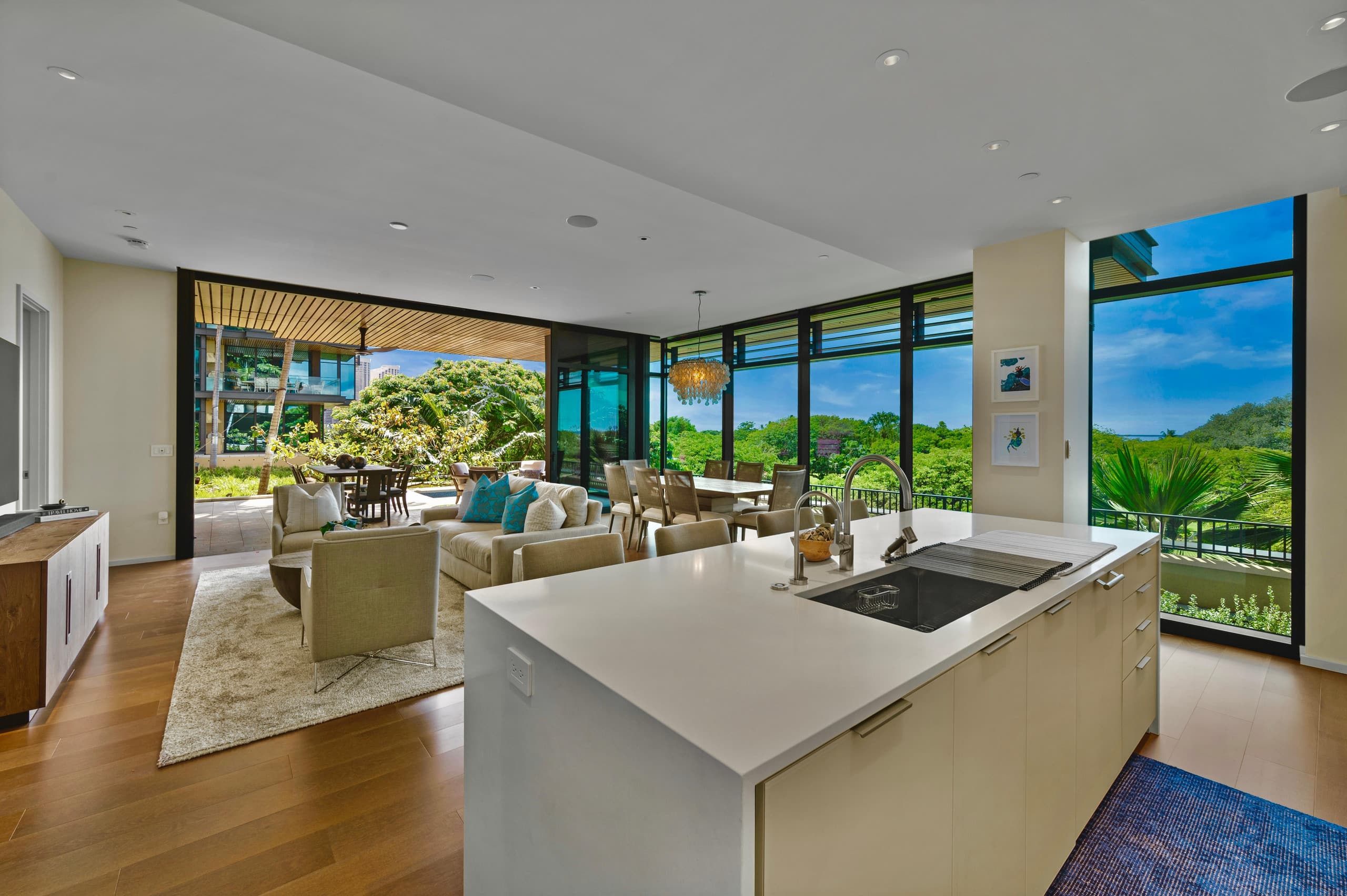 Park Lane 3300 - Image 9