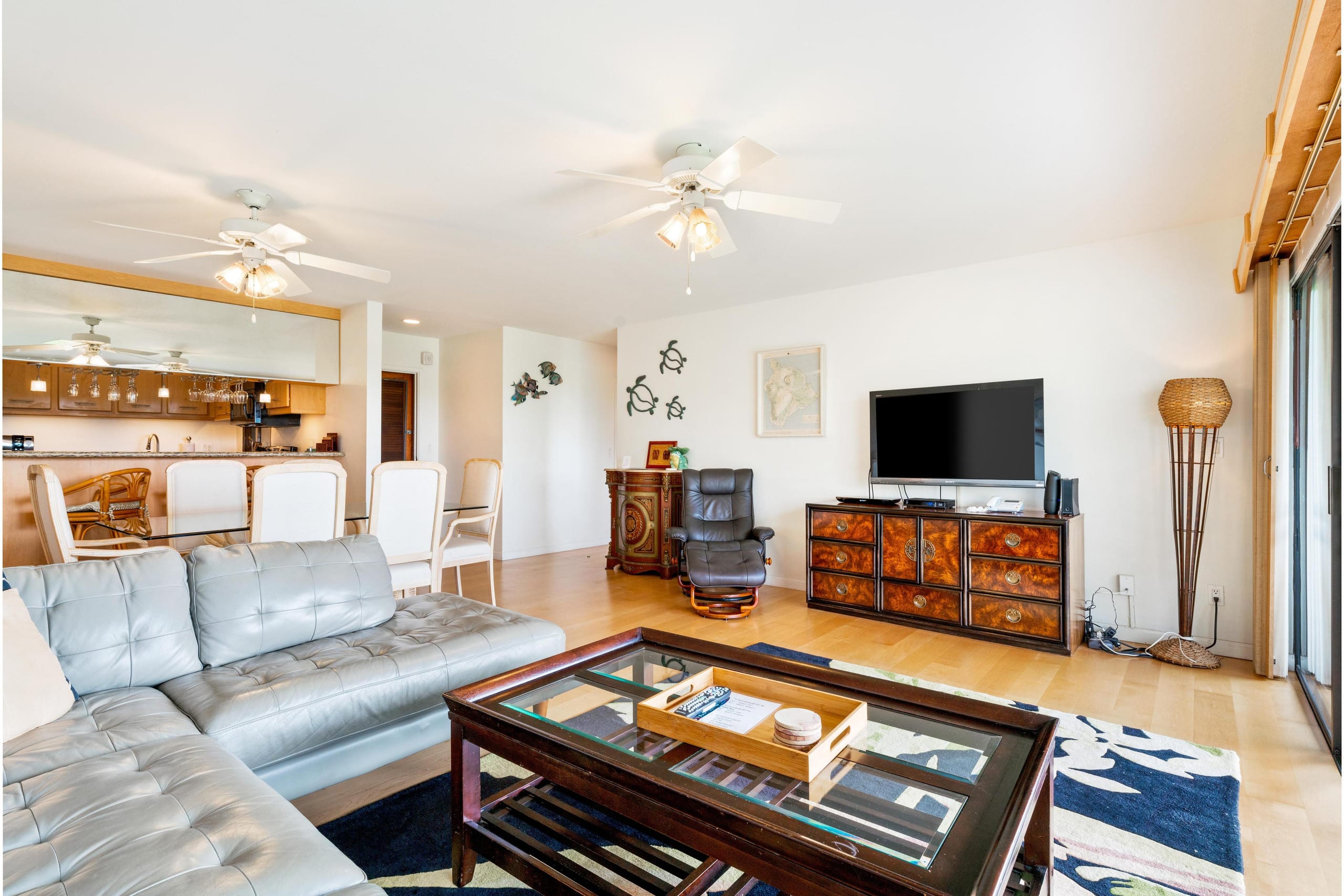 Condo in Kailua-Kona · ★4.47 · 2 bedrooms · 3 beds · 2.5 baths - Image 27