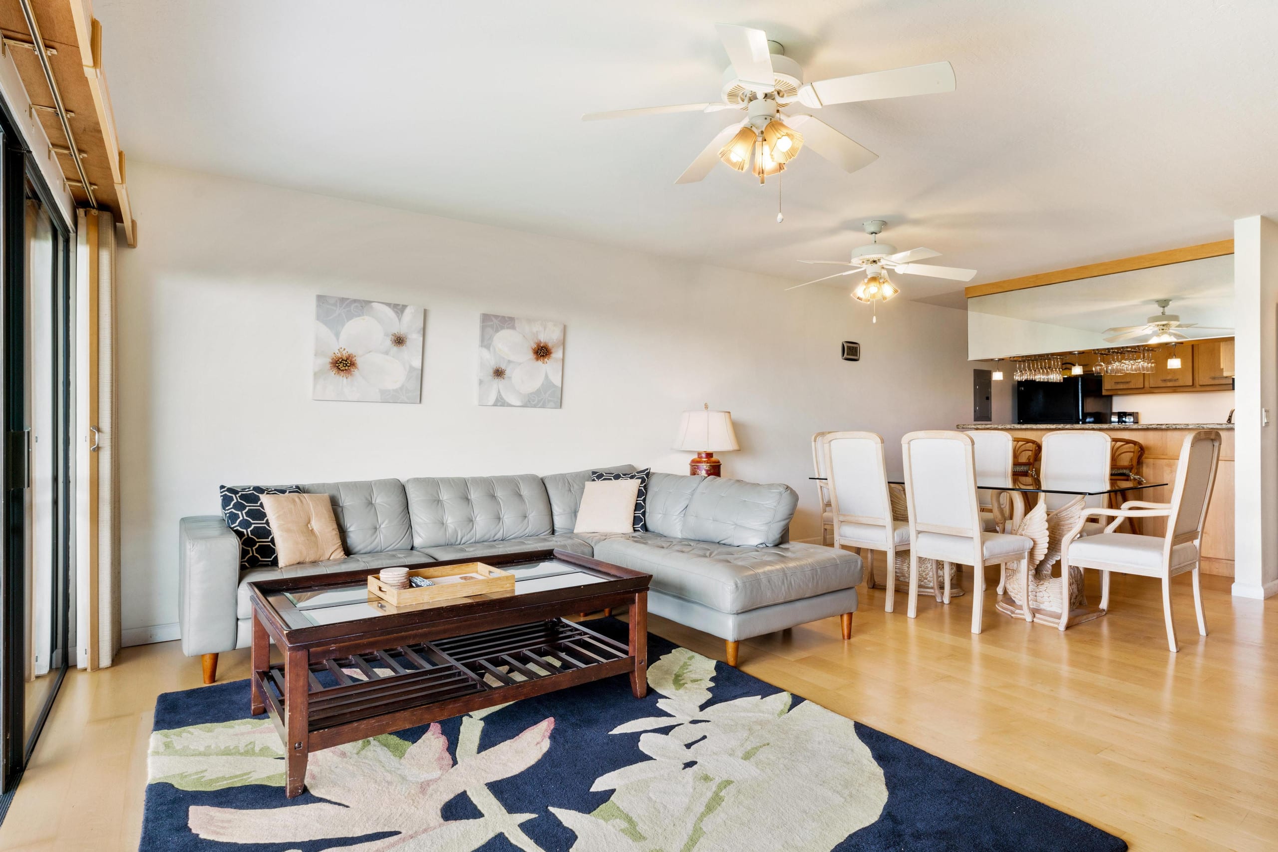 Condo in Kailua-Kona · ★4.47 · 2 bedrooms · 3 beds · 2.5 baths - Image 25