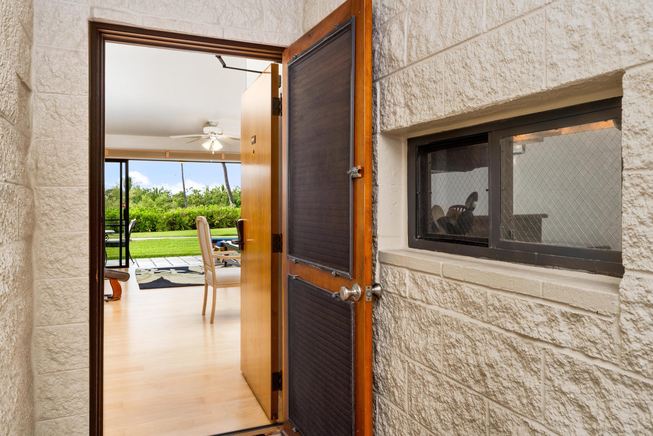 Condo in Kailua-Kona · ★4.47 · 2 bedrooms · 3 beds · 2.5 baths - Image 28