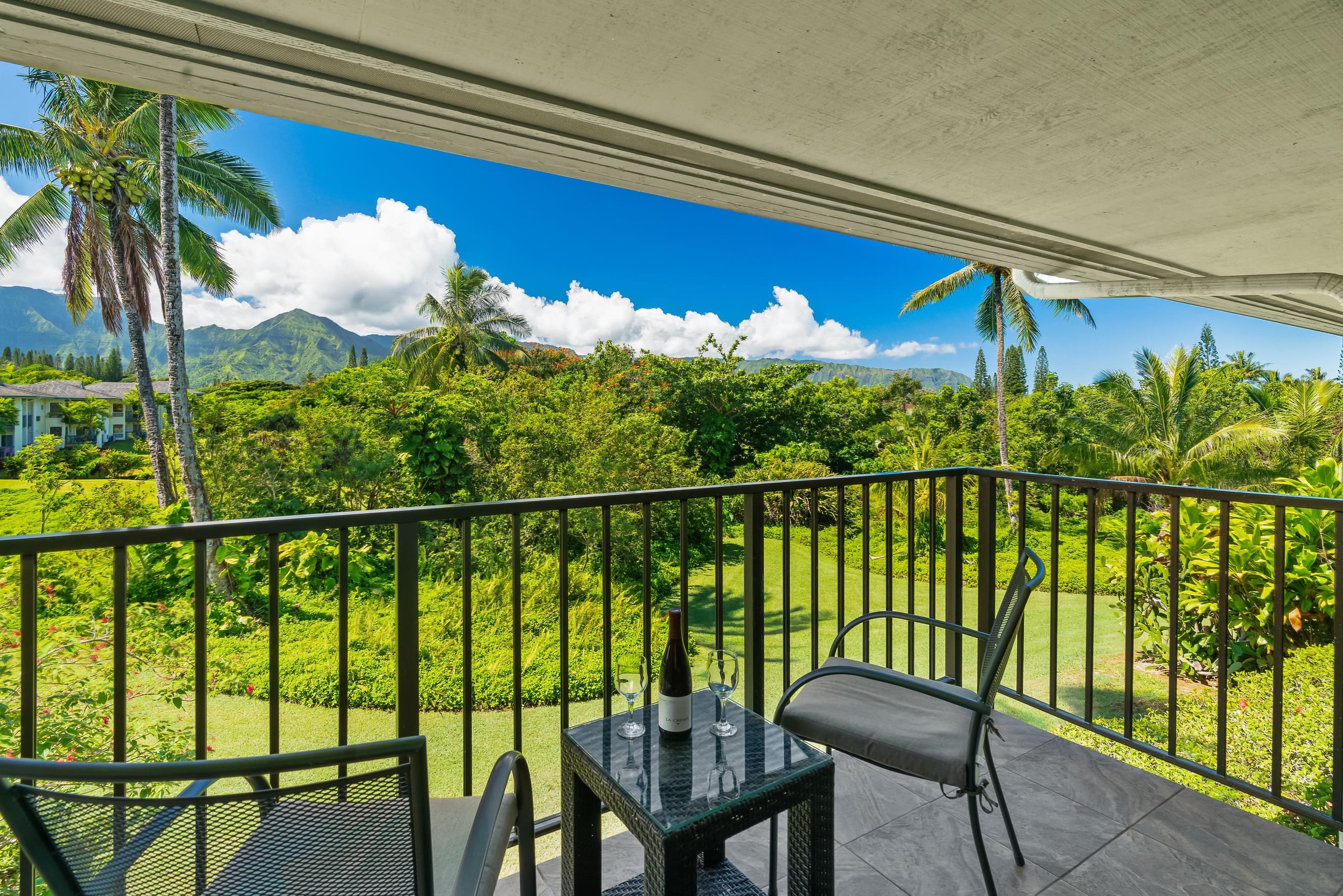 Condo in Princeville · ★4.94 · 2 bedrooms · 2 beds · 2 private baths - Image 6