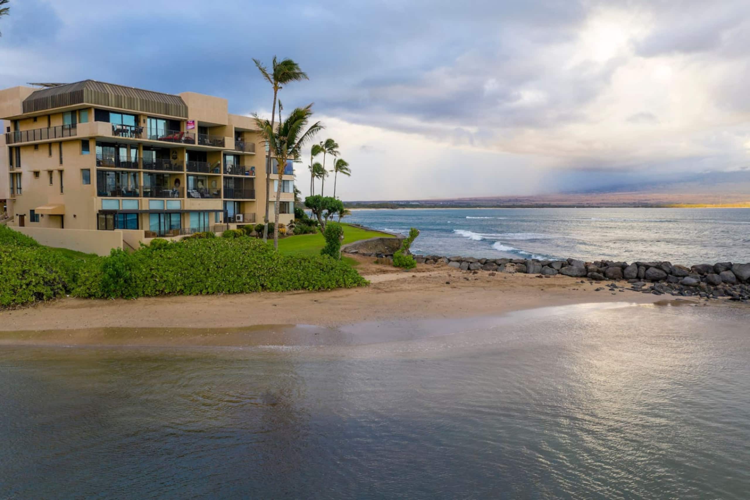 Condo in Wailuku · ★4.81 · 1 bedroom · 2 beds · 1 bath - Image 41