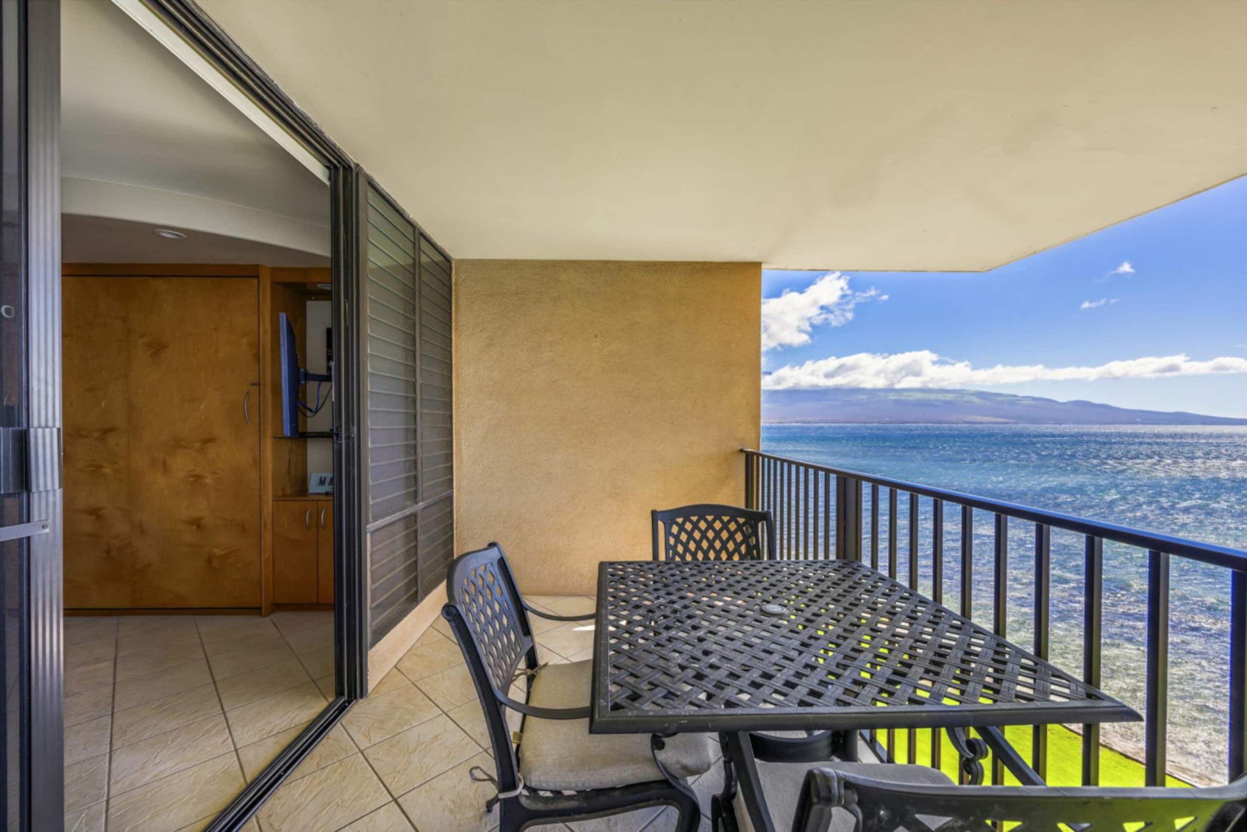 Condo in Wailuku · ★4.81 · 1 bedroom · 2 beds · 1 bath - Image 53