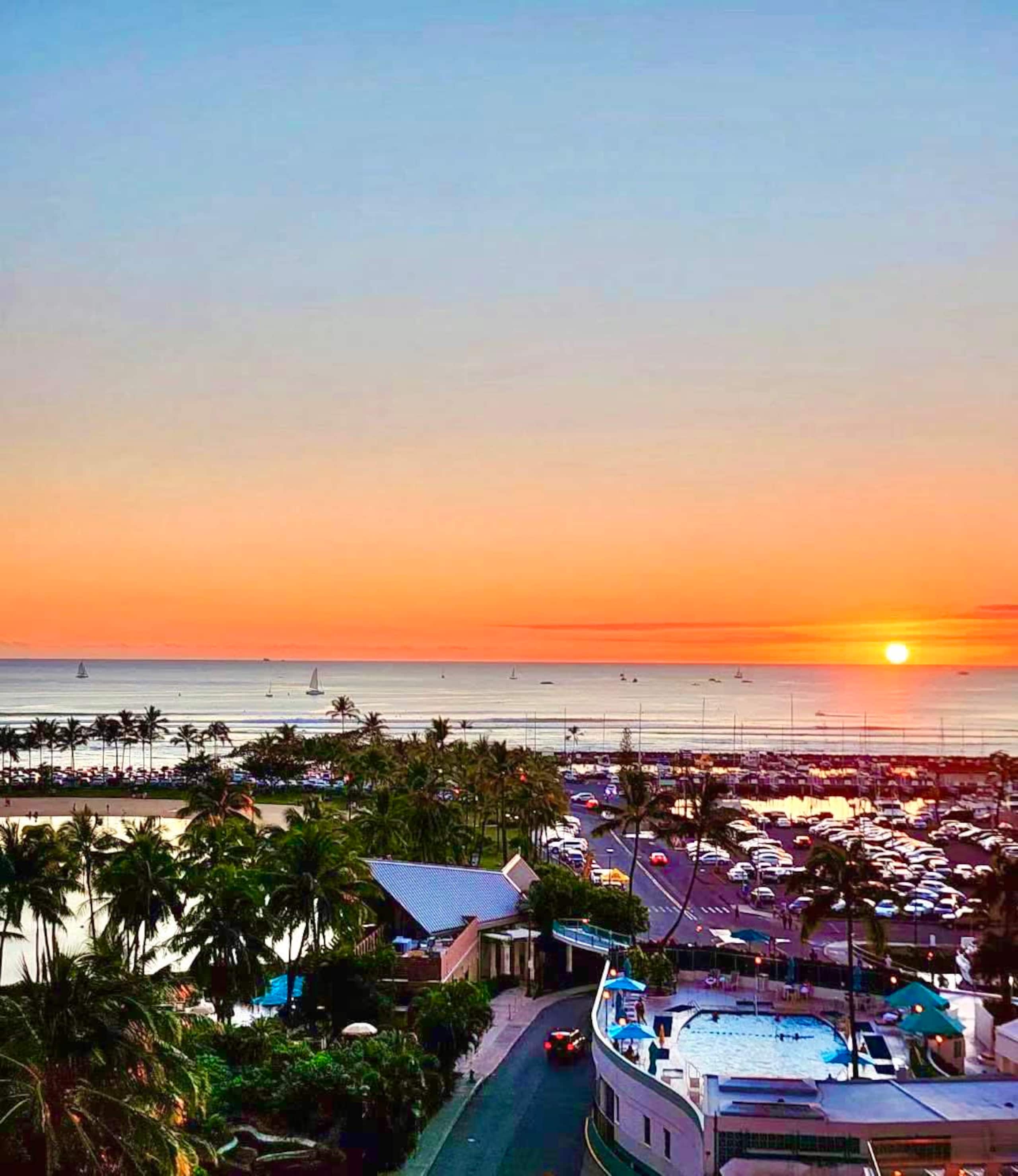 @ Marbella Lane - Cozy 2BR w/ Amazing Ocean Views - Image 33