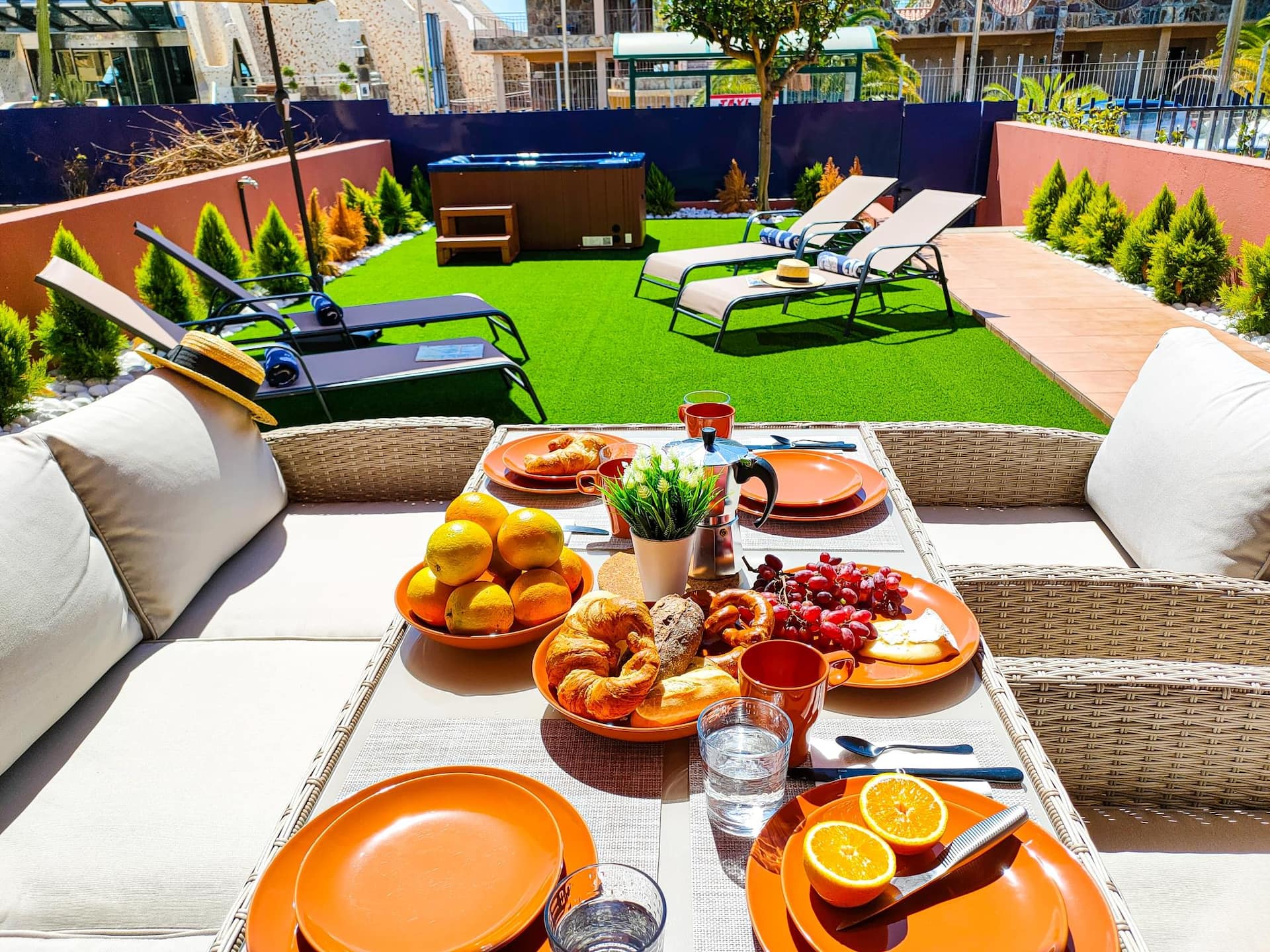 Lemon Terraced House in Maspalomas