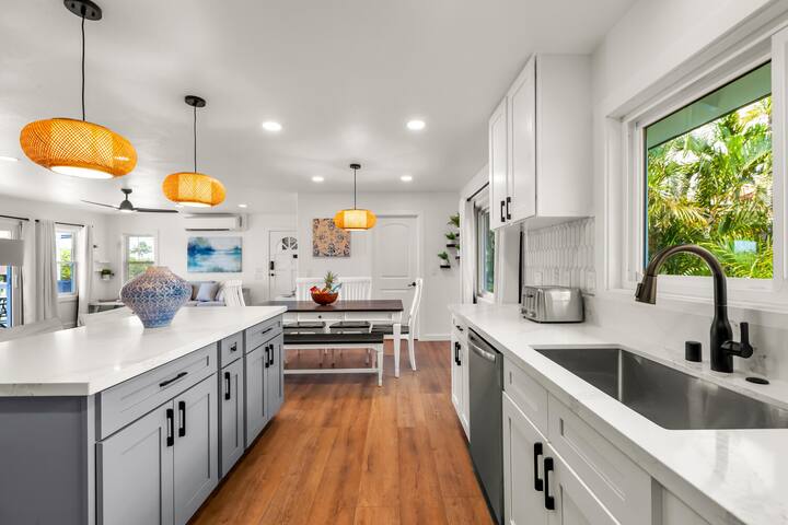 koolkondo Springwater 3 bedroom Ocean Front Home gallery image 3