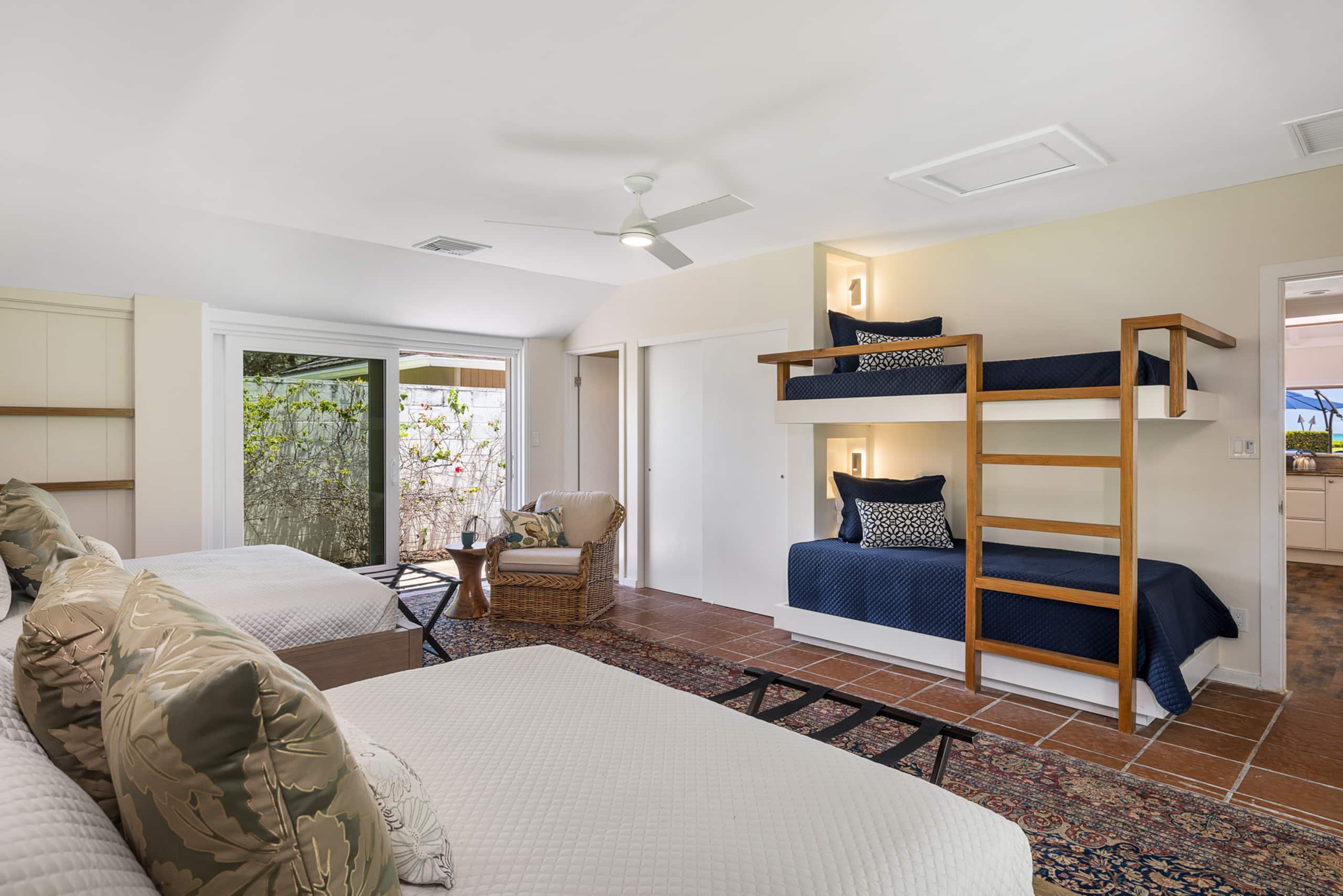 Home in Kailua · ★5.0 · 3 bedrooms · 6 beds · 3 private baths - Image 26