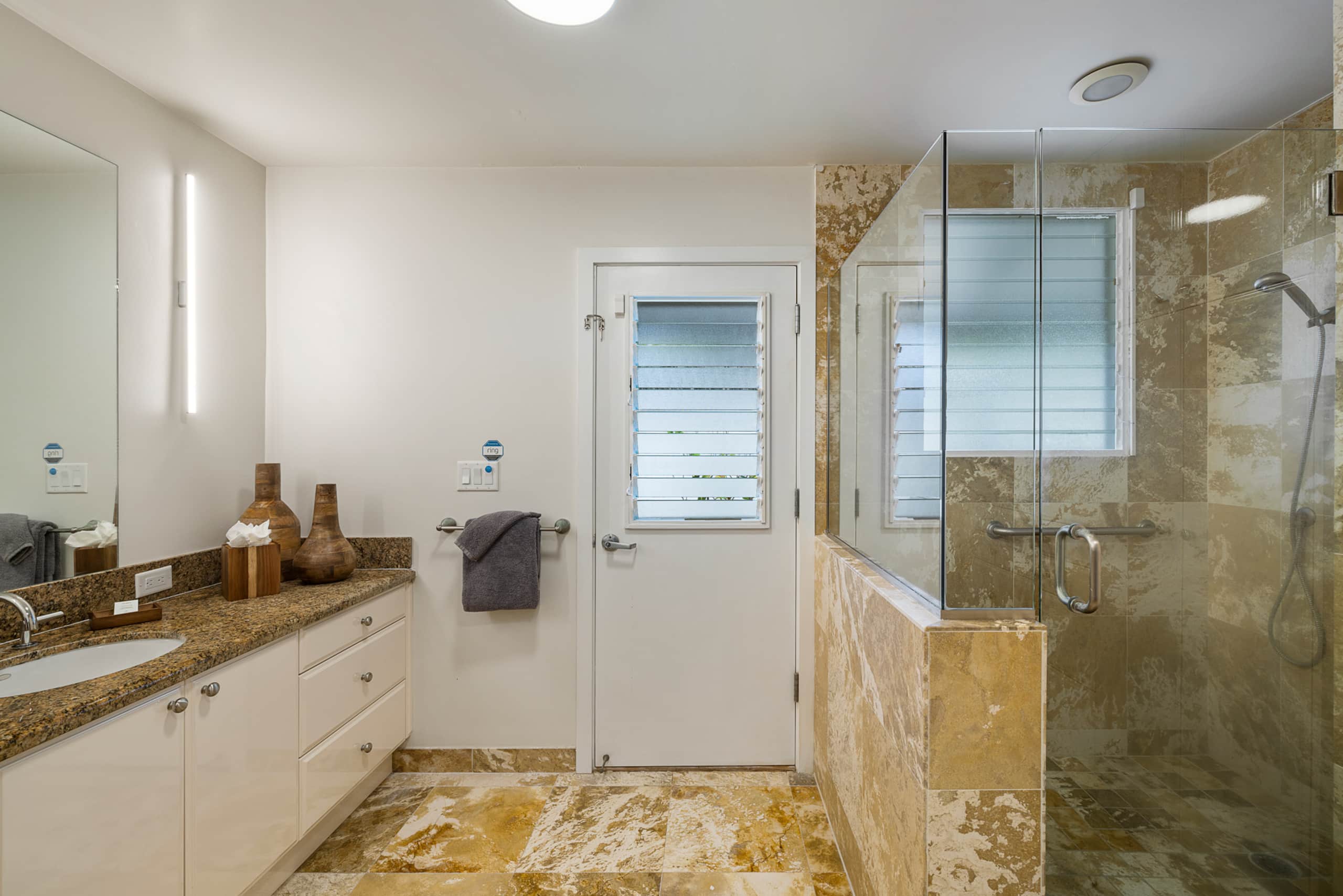 Home in Kailua · ★5.0 · 3 bedrooms · 6 beds · 3 private baths - Image 29