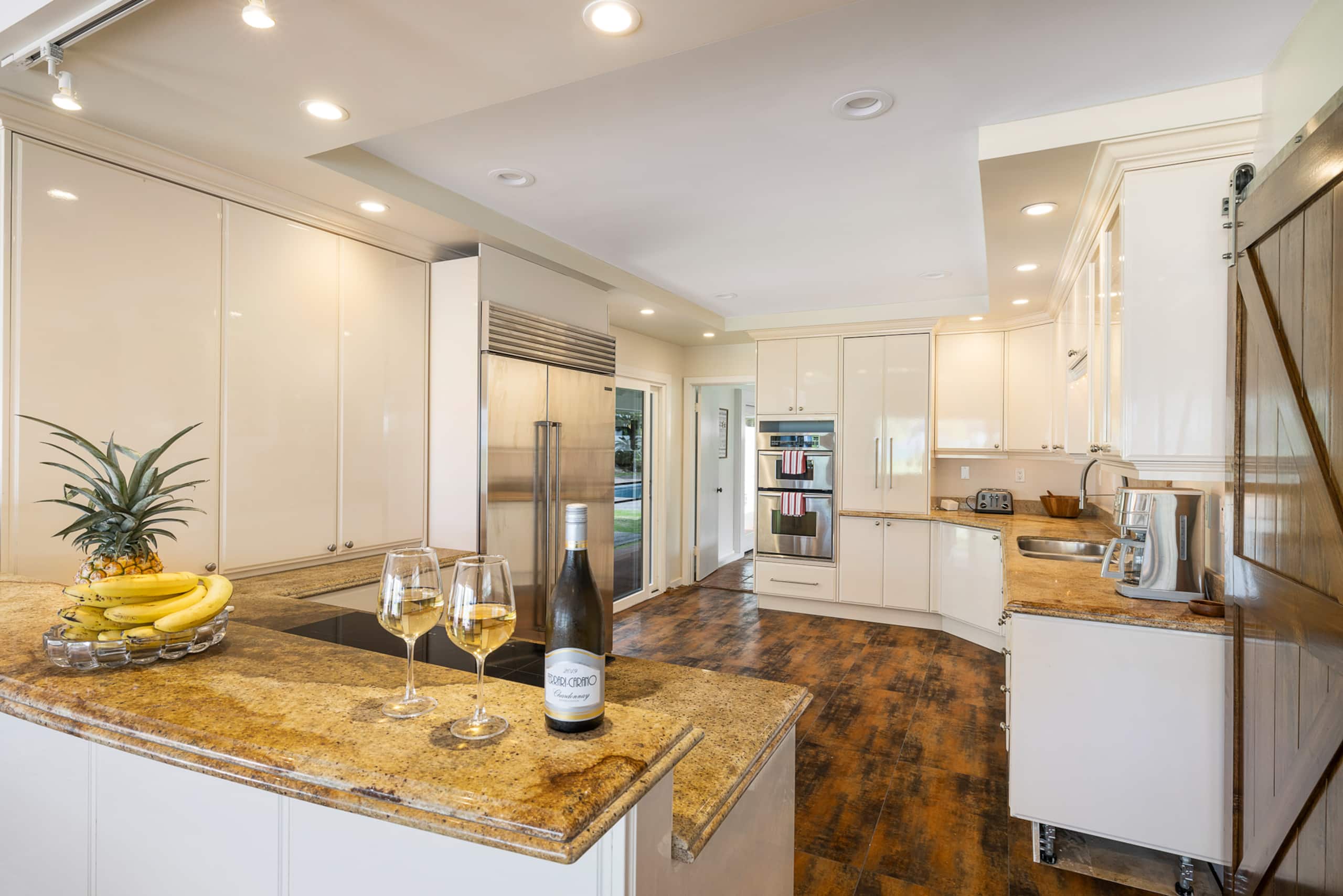 Home in Kailua · ★5.0 · 3 bedrooms · 6 beds · 3 private baths - Image 18