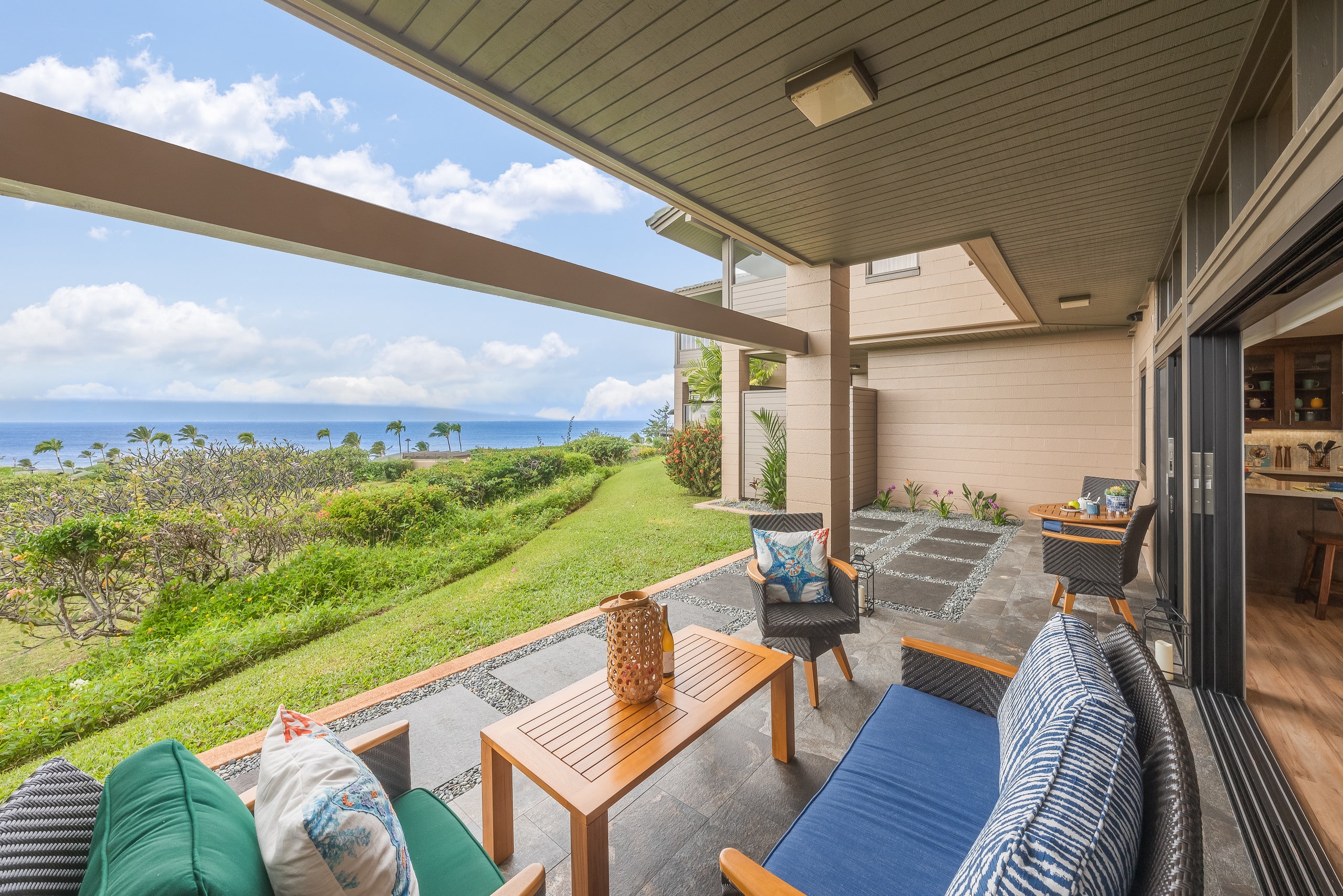 Condo in Lahaina · ★5.0 · 1 bedroom · 2 beds · 2 baths - Image 34