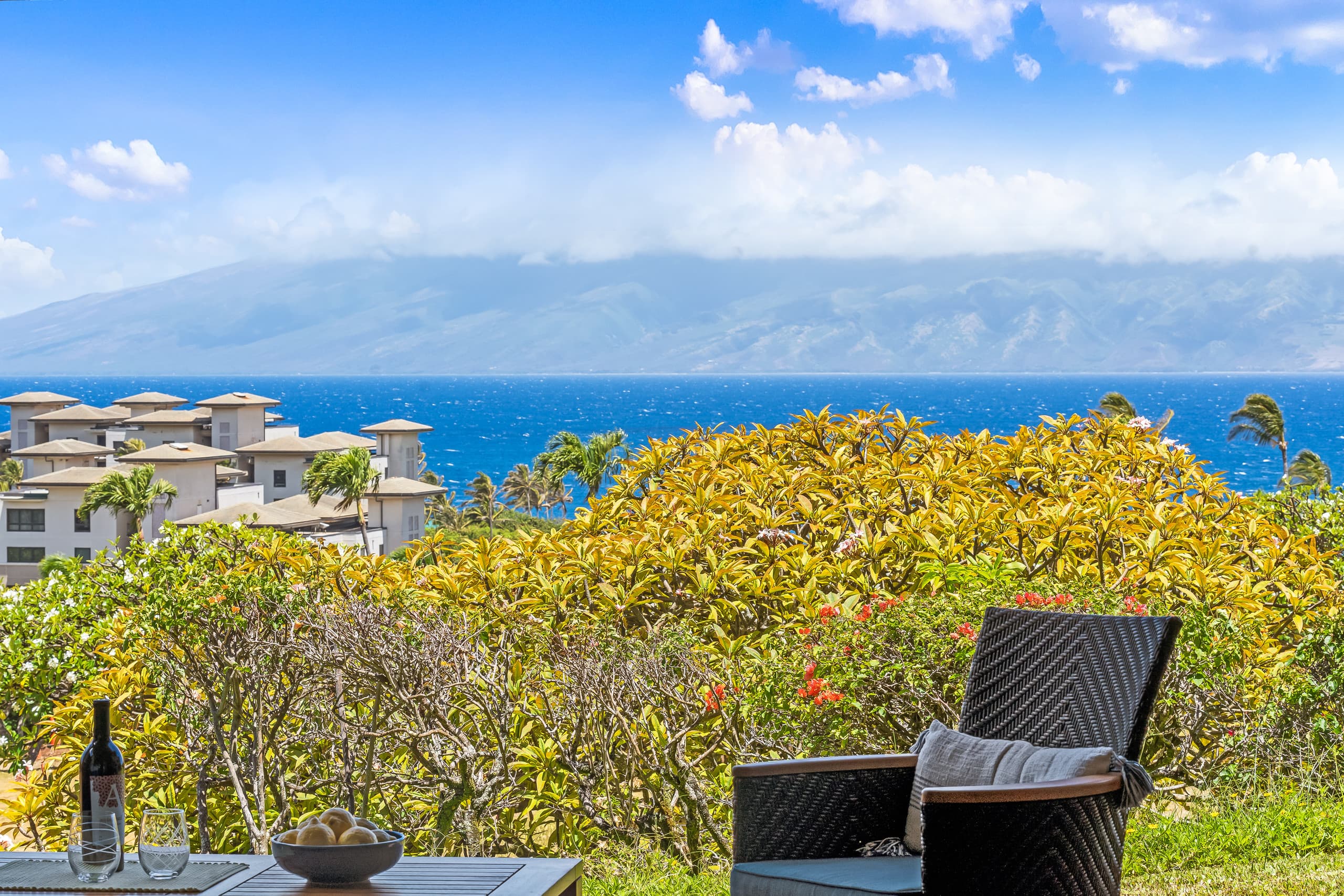 Condo in Lahaina · ★5.0 · 1 bedroom · 2 beds · 2 baths - Image 35
