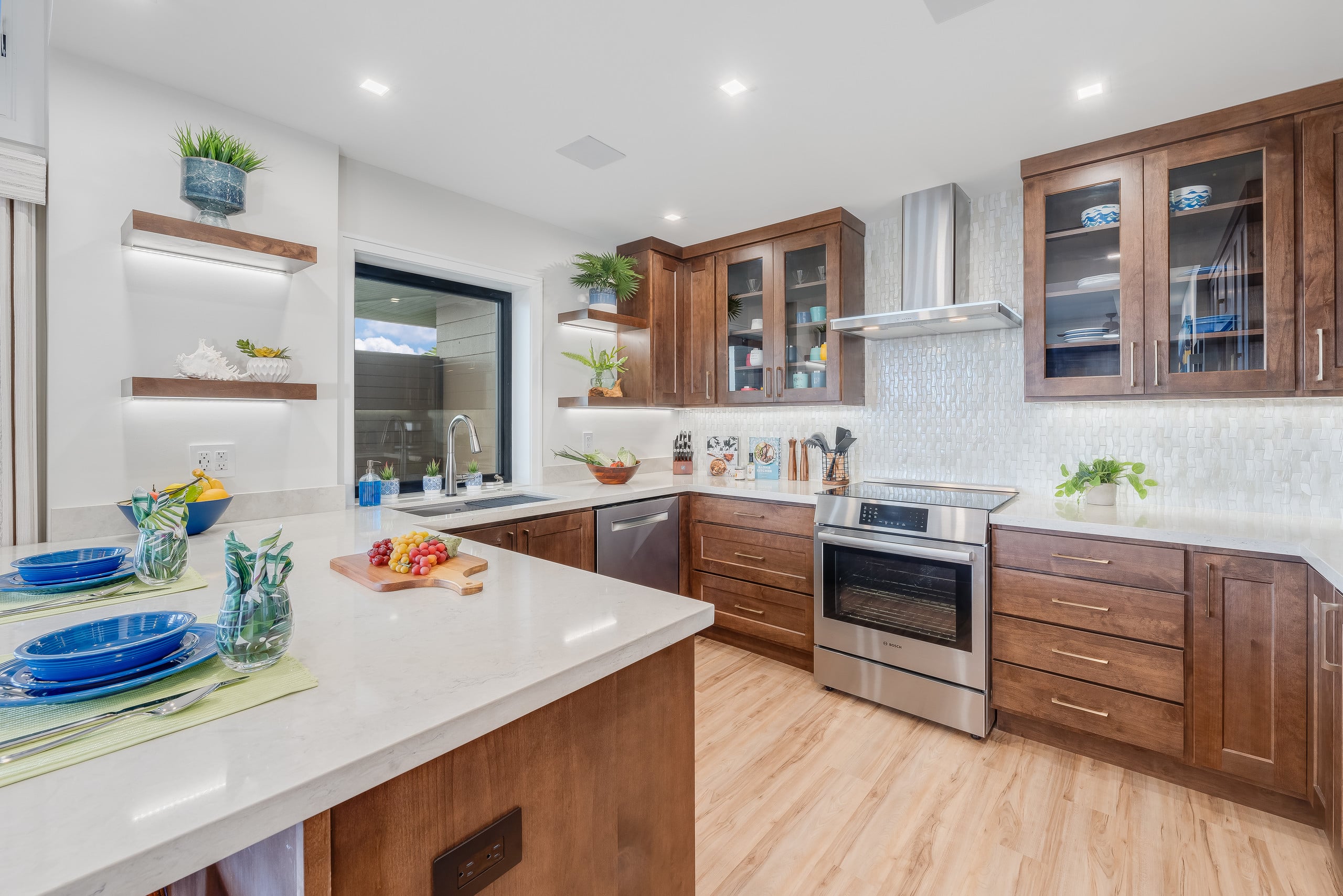 Condo in Lahaina · ★5.0 · 1 bedroom · 2 beds · 2 baths - Image 10