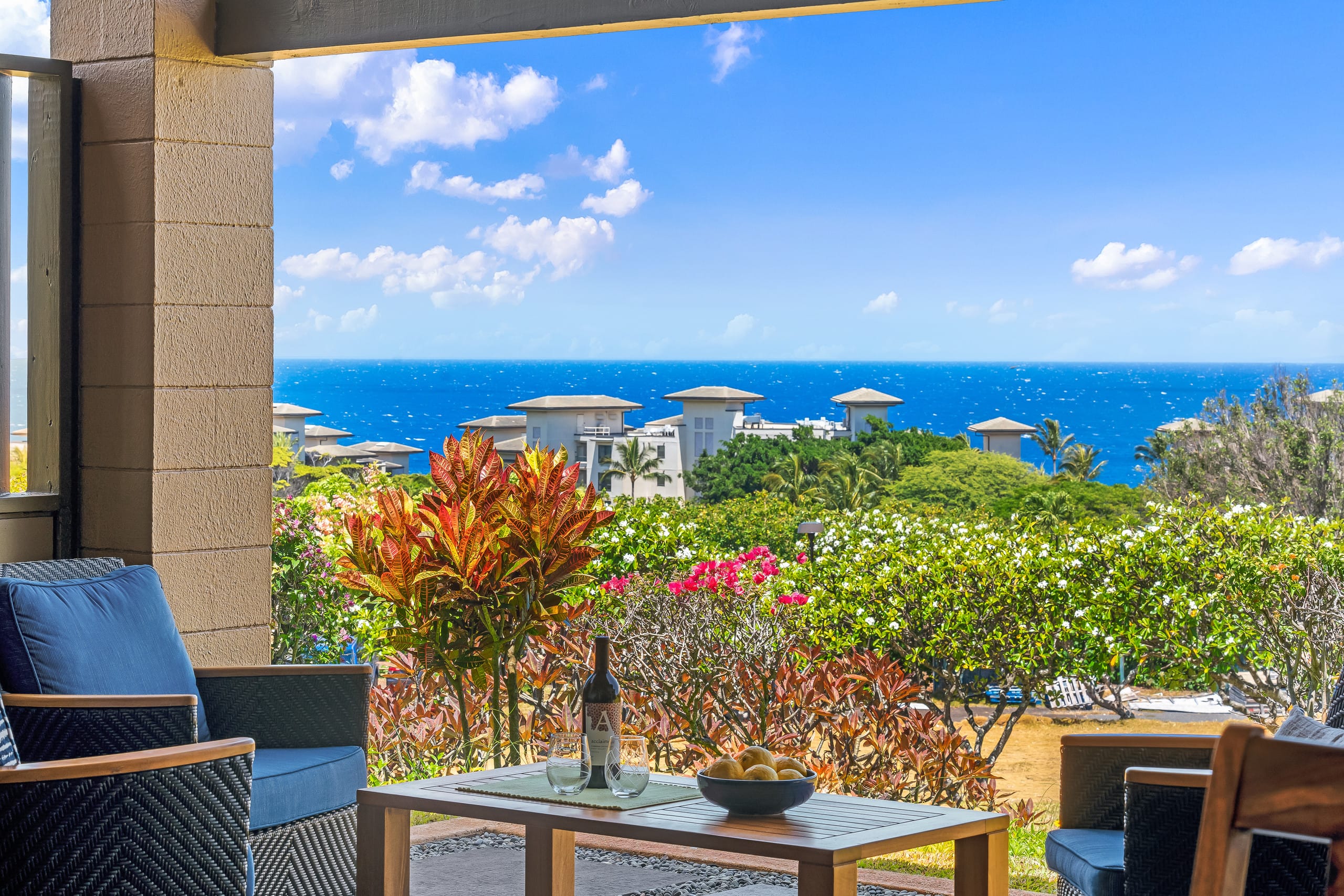 Condo in Lahaina · ★5.0 · 1 bedroom · 2 beds · 2 baths - Image 1