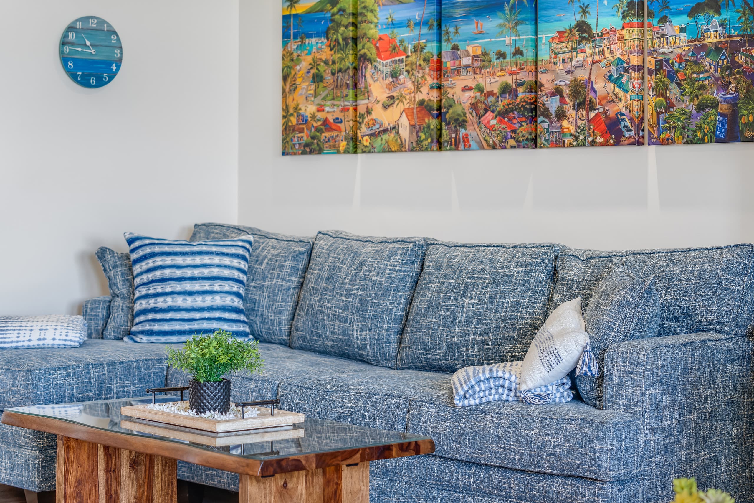 Condo in Lahaina · ★5.0 · 1 bedroom · 2 beds · 2 baths - Image 5