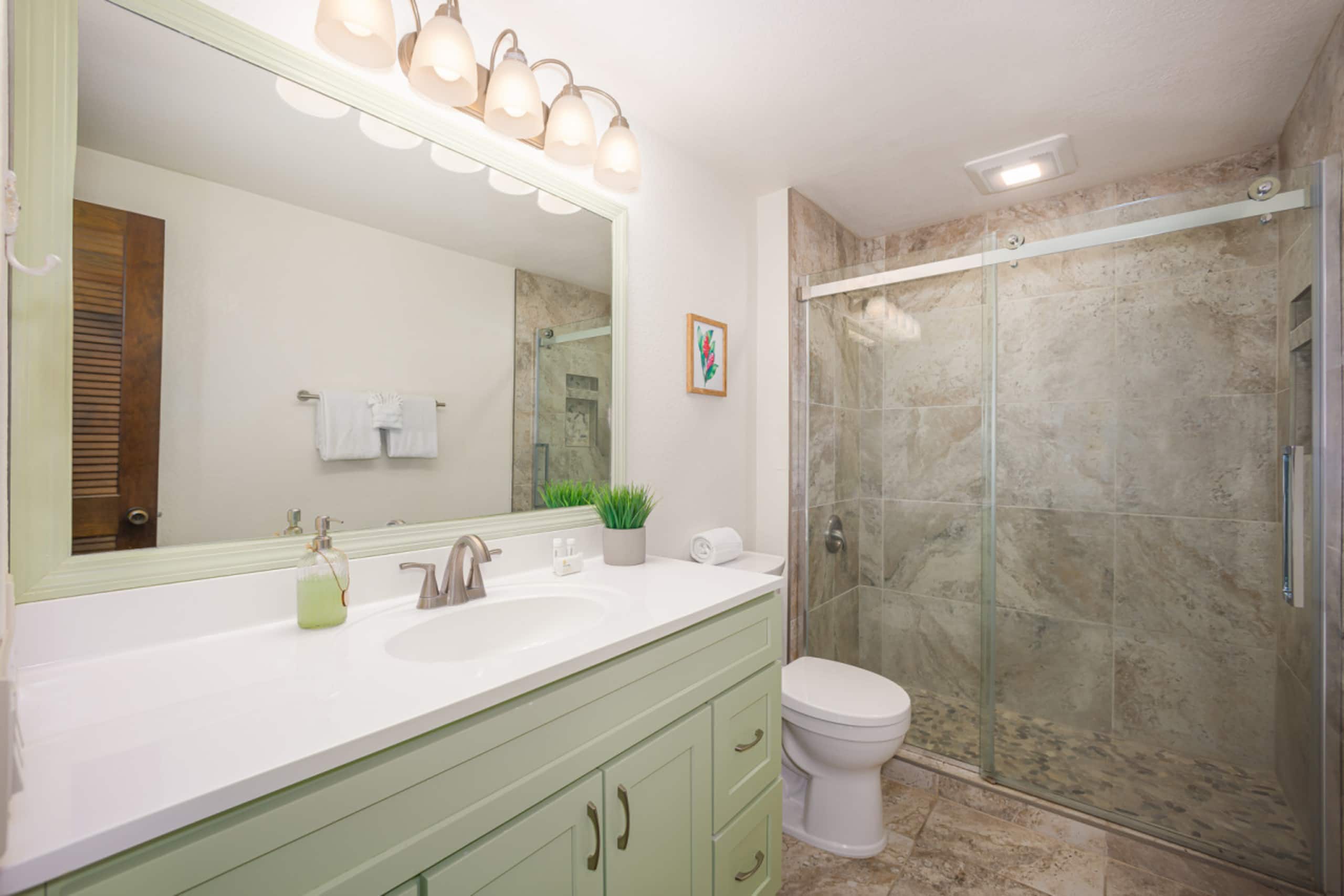 Condo in Kailua-Kona · ★4.87 · 3 bedrooms · 4 beds · 3 private baths - Image 16