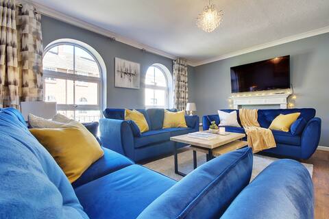 14 Oxford Mews - Stunning House Sleeps 10