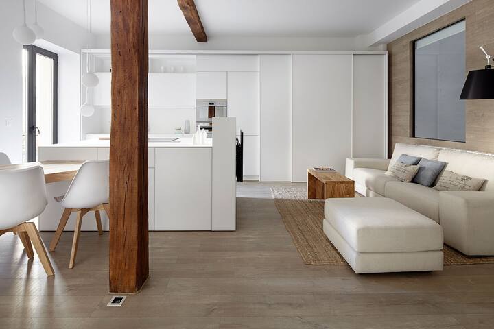 Luna by FeelFree Rentals gallery image 2