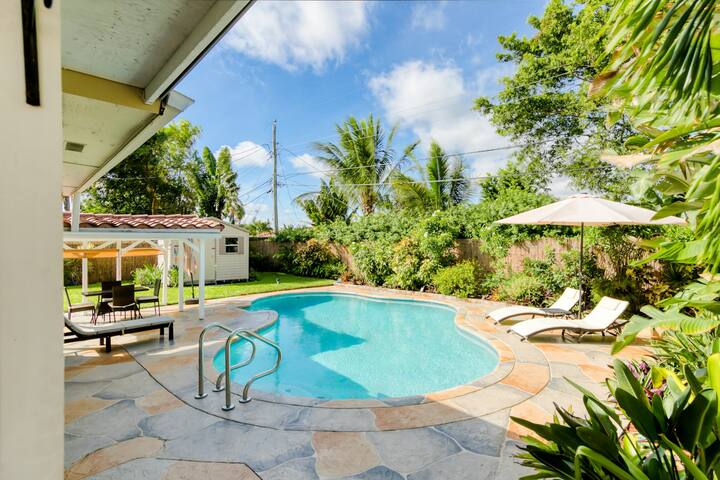 Charming 3BR | Pool | Patio | W/D gallery image 5