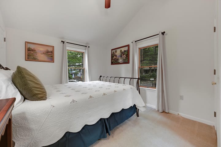 39-Bedroom 2