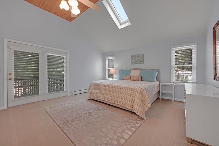 30-Primary Bedroom Suite