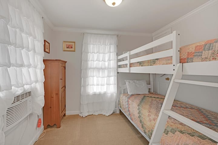 41-Bedroom 3