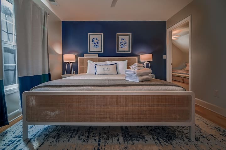 Upper-Level King Family suite with connecting Double Trundle Bedroom & Bathroom