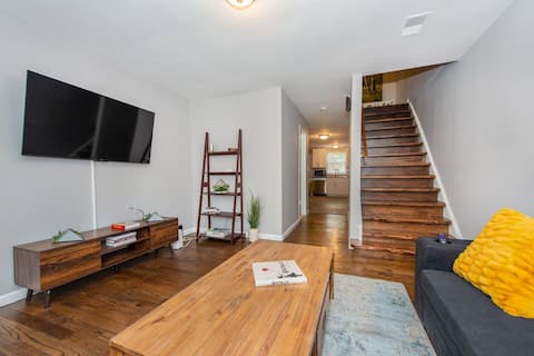South Orange Townhome - 1 block from Transit
