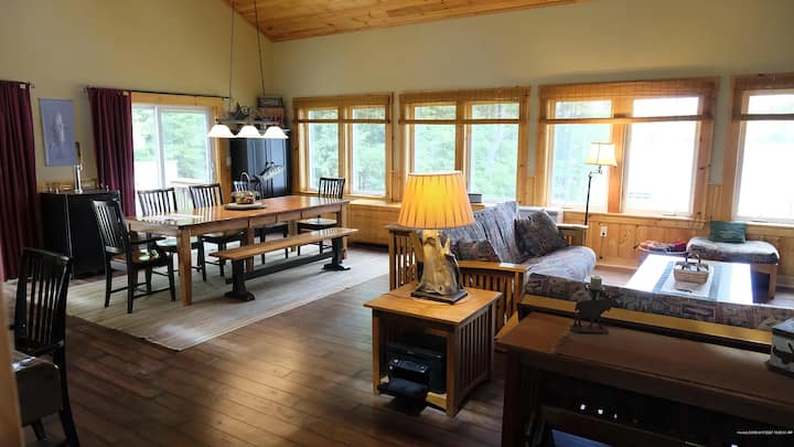 Lake Front Cabin On Desirable Highland Lake - Bridgton, ME