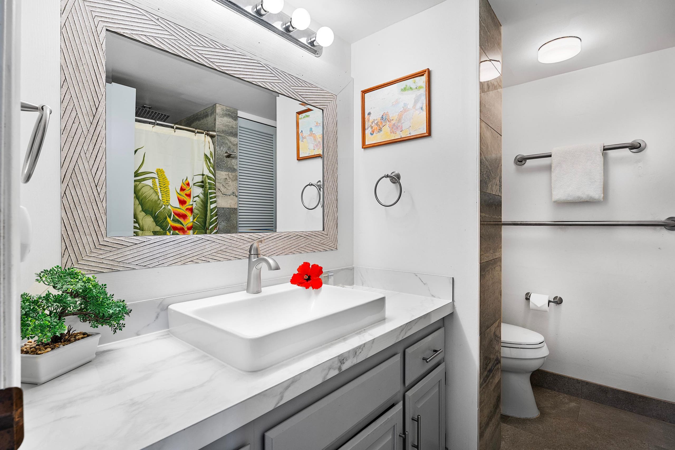 Condo in Kailua-Kona · ★4.74 · 2 bedrooms · 4 beds · 2 private baths - Image 18