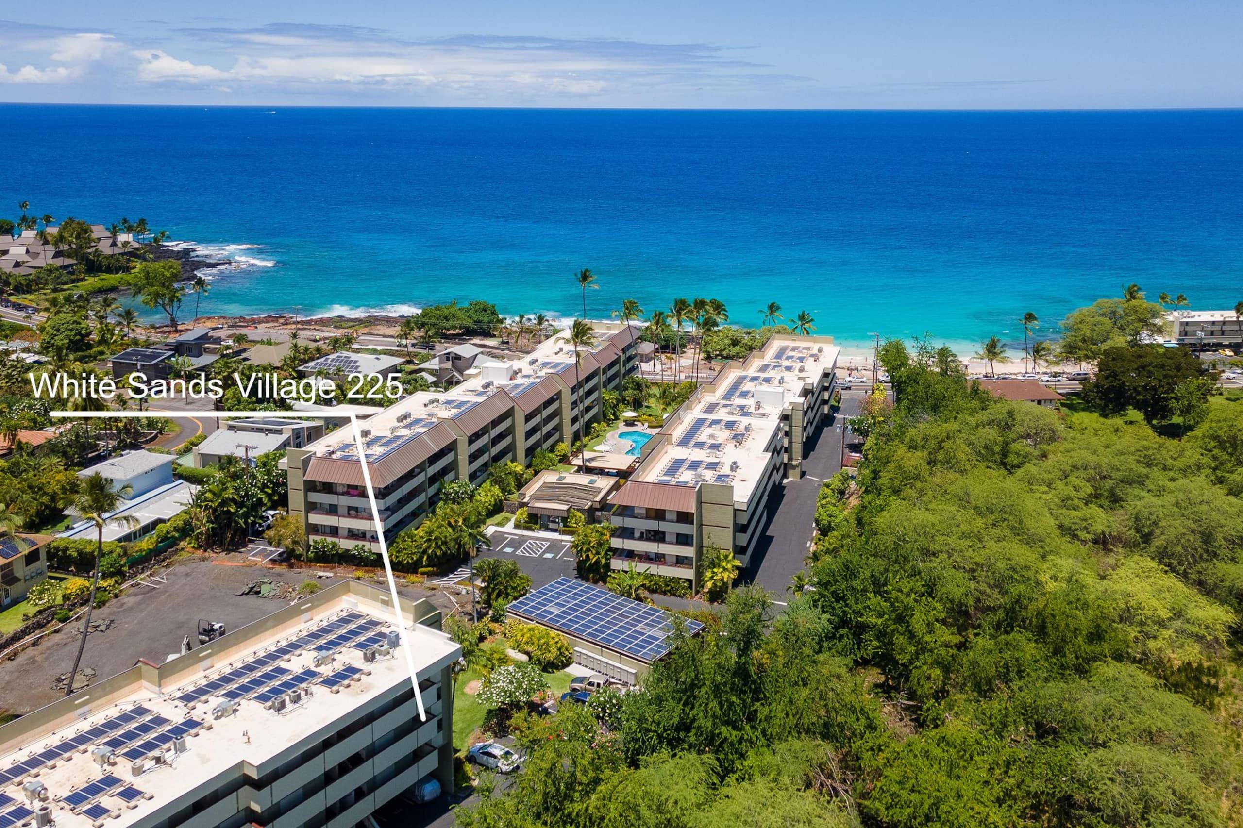 Condo in Kailua-Kona · ★4.74 · 2 bedrooms · 4 beds · 2 private baths - Image 28
