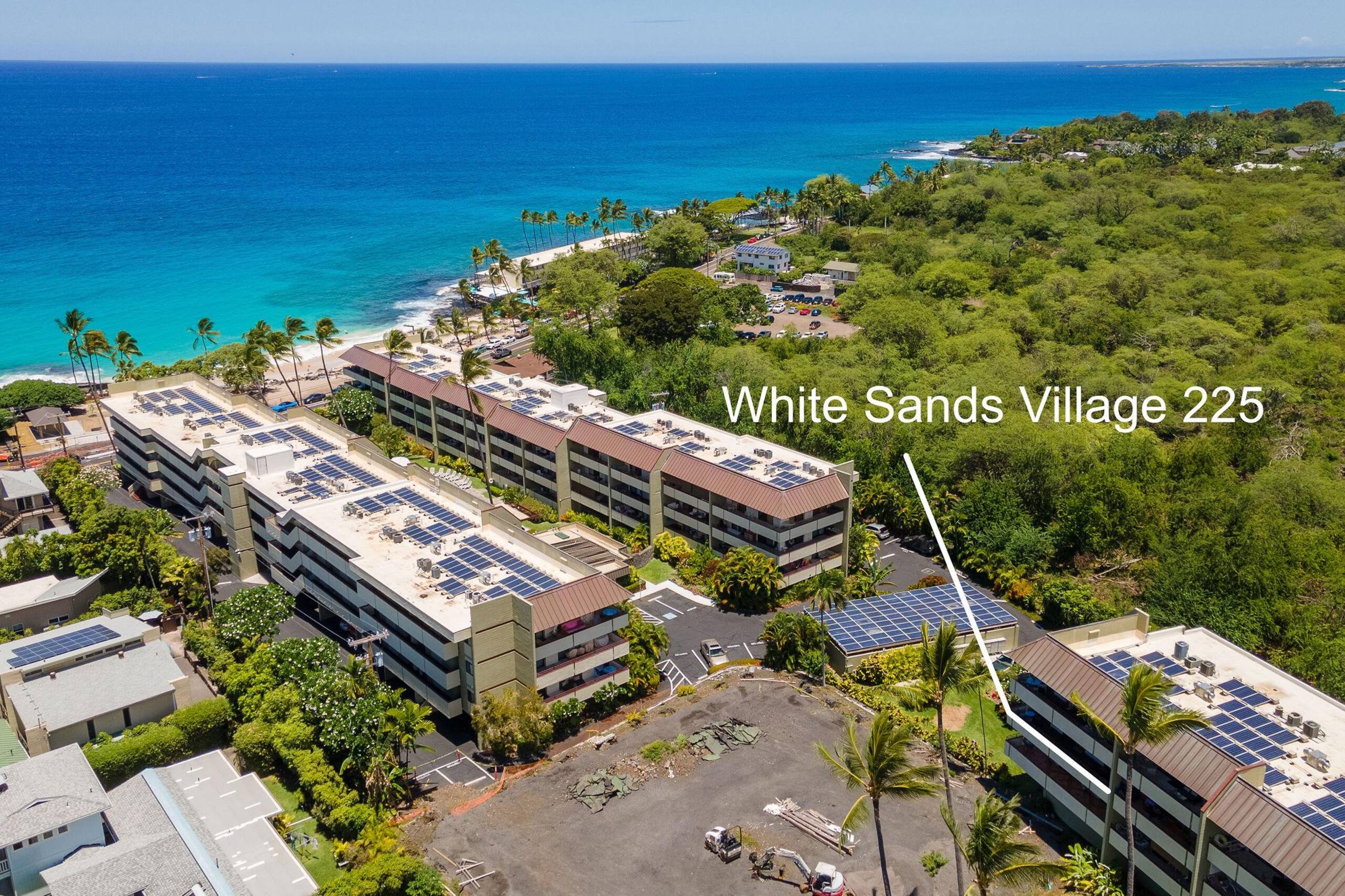 Condo in Kailua-Kona · ★4.74 · 2 bedrooms · 4 beds · 2 private baths - Image 32