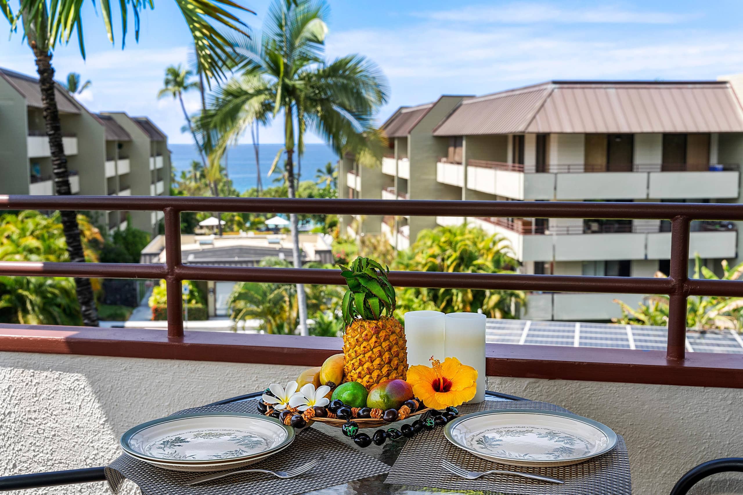Condo in Kailua-Kona · ★4.74 · 2 bedrooms · 4 beds · 2 private baths - Image 1