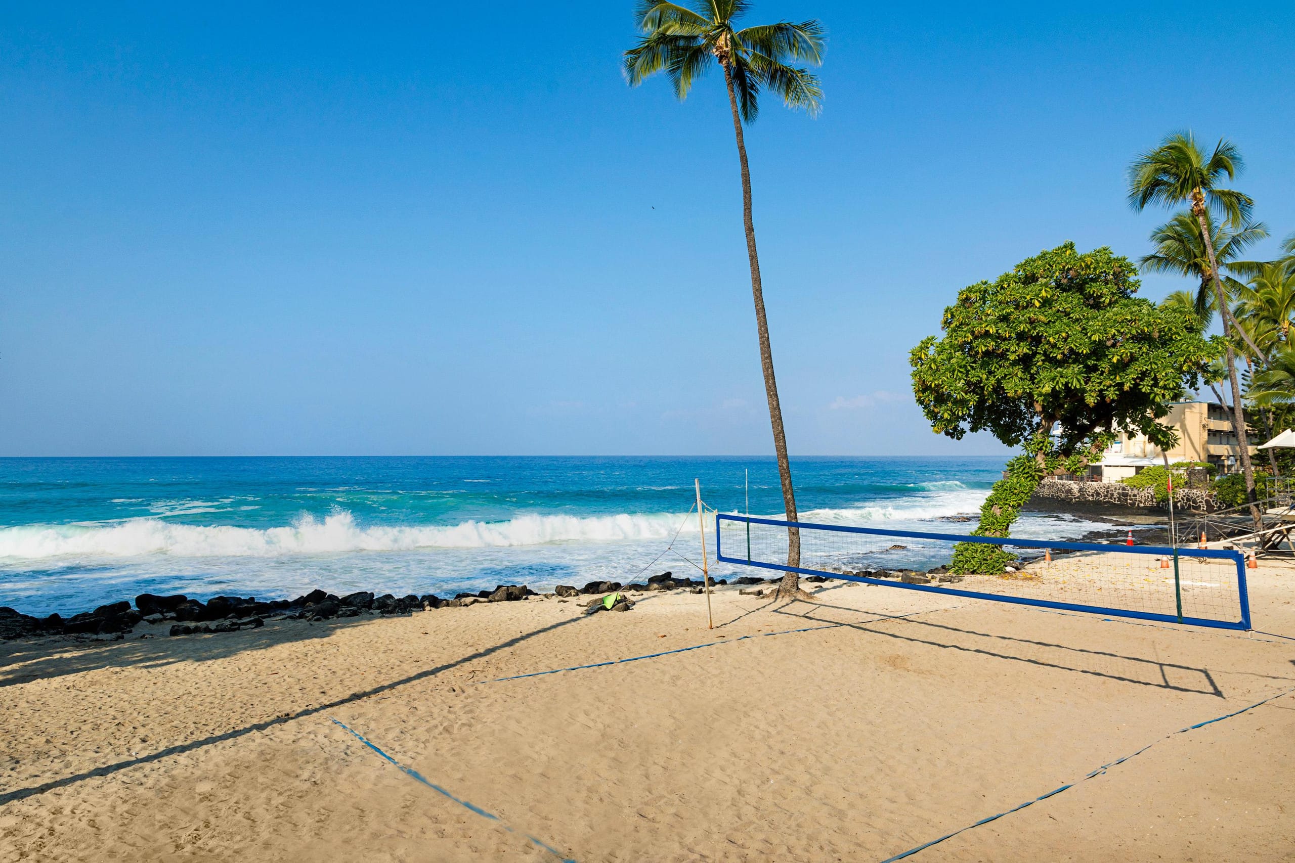 Condo in Kailua-Kona · ★4.74 · 2 bedrooms · 4 beds · 2 private baths - Image 43