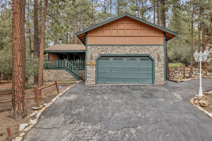 Casa Bosque Log Cabin Retreat W/ Hot Tub - 캘리포니아