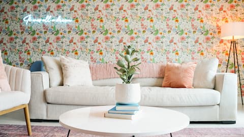 Top Airbnb: *Auberge Chic*| Fleurs| Beach Retreat! in St. Augustine Beach