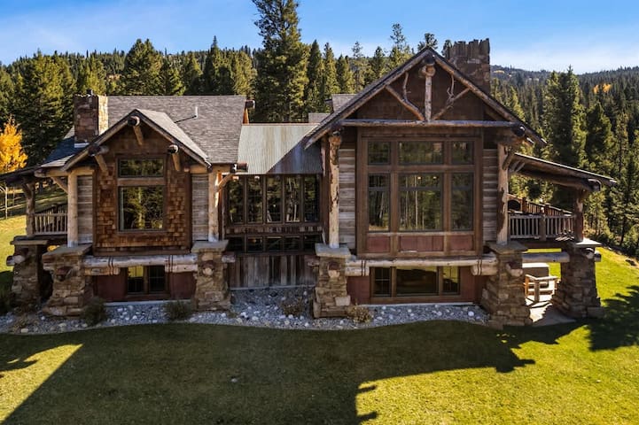 Ascend Properties managed Airbnb listing 3