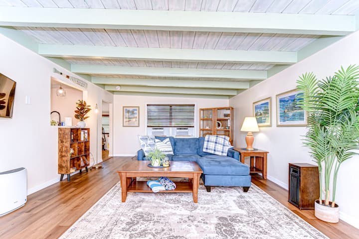 Spacious 1br Near Beaches & Downtown Sarasota - Lake Sawyer, Parrish