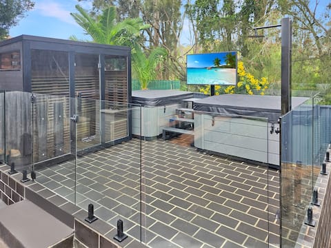 SKYES BEACH HOUSE | spas | sauna | arcade machines