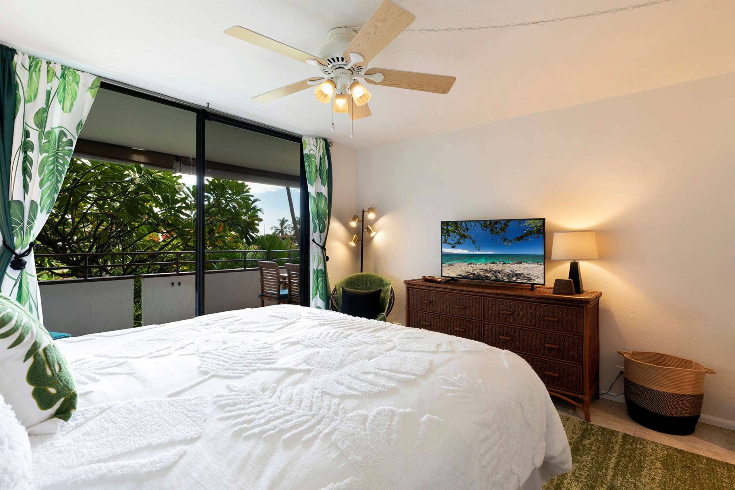 Condo in Kailua-Kona · ★4.88 · 2 bedrooms · 3 beds · 2 baths - Image 18