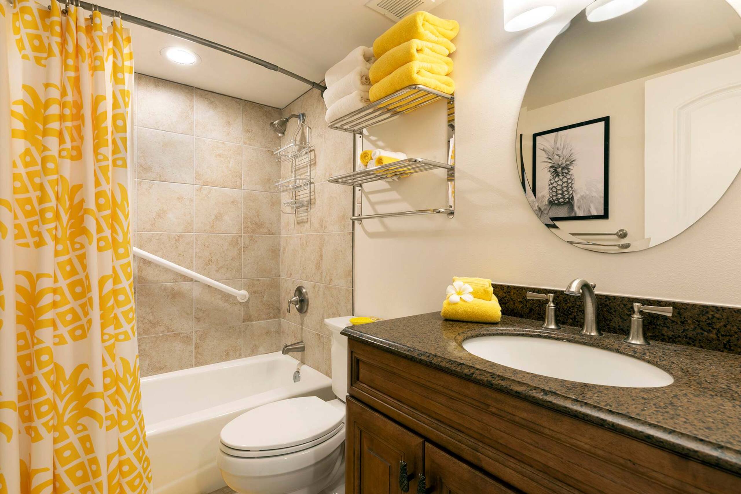 Condo in Kailua-Kona · ★4.88 · 2 bedrooms · 3 beds · 2 baths - Image 16