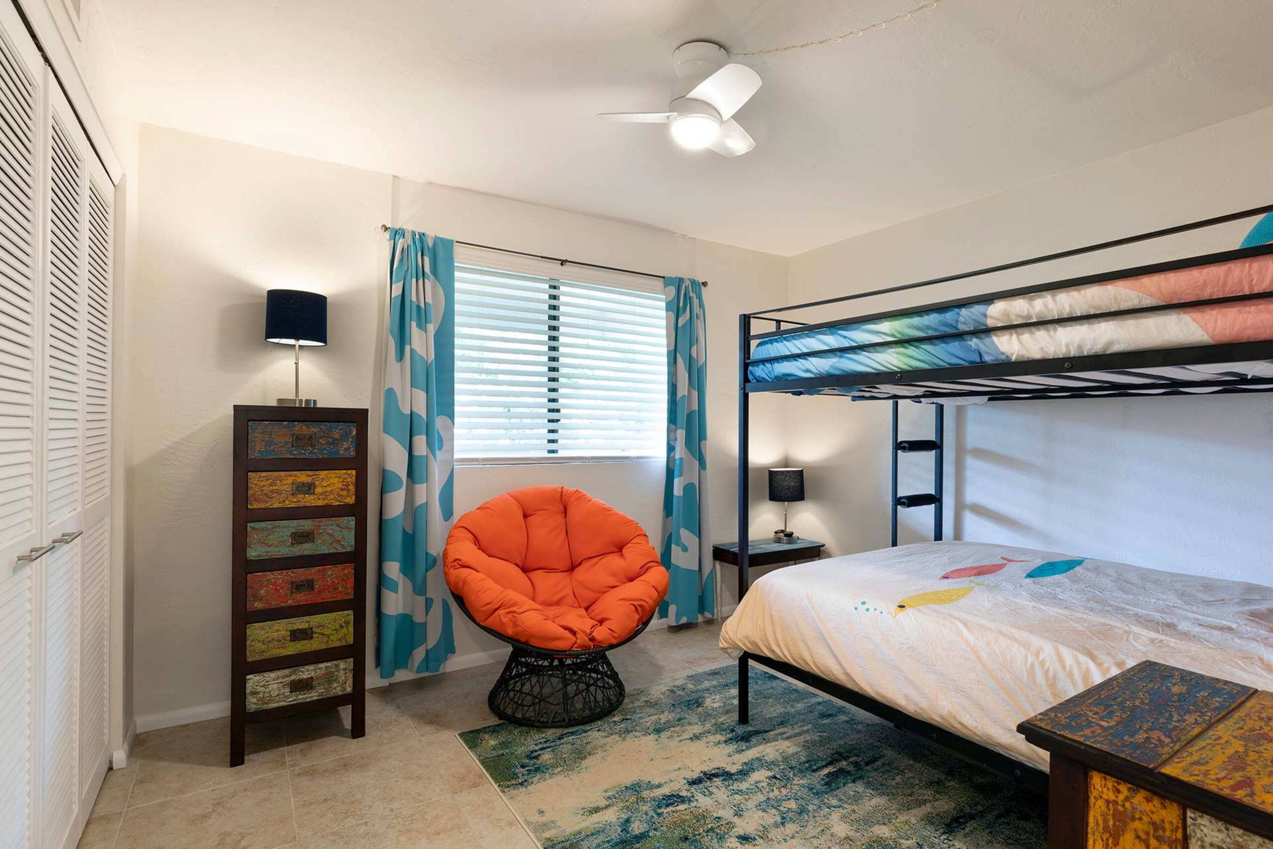 Condo in Kailua-Kona · ★4.88 · 2 bedrooms · 3 beds · 2 baths - Image 22